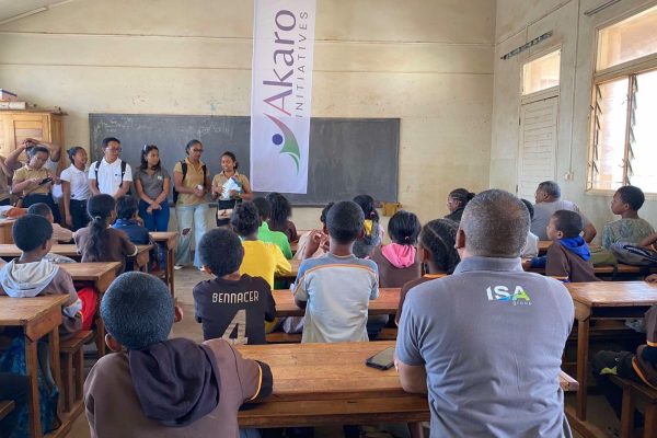 Partenariats et Initiatives Sociales Partenariats et Initiatives Sociales